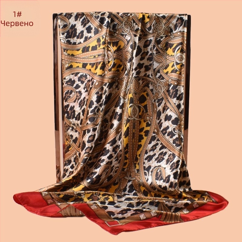 Леопардов принт сатенена квадратна шал с пискюли - гладка тъкан, печат, D573, лято