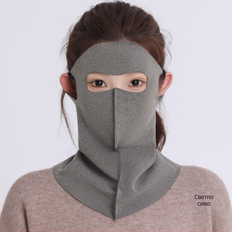 Зимна топла маска за открито ползване - устойчива на вятър, подплата от флис, UPF50+, монохромен модел, ушно закрепване