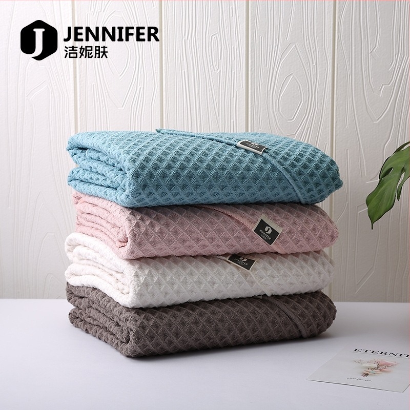 Подаръчен комплект в кутия: вафелни микрофибърни хавлии за баня и лента за коса, тегло 220 g, Plain weave, 32S, полиестерово влакно, лого печатано