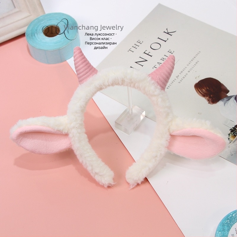 QCHENG платнена диадема за глава, ръчна изработка, с овчи рог и плюшени уши, карикатурен стил