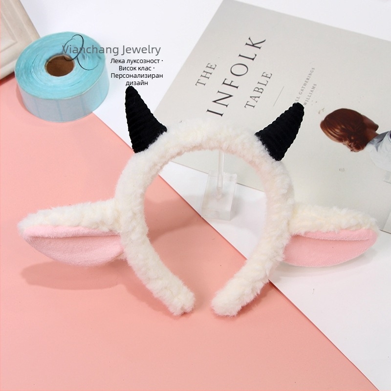 QCHENG платнена диадема за глава, ръчна изработка, с овчи рог и плюшени уши, карикатурен стил