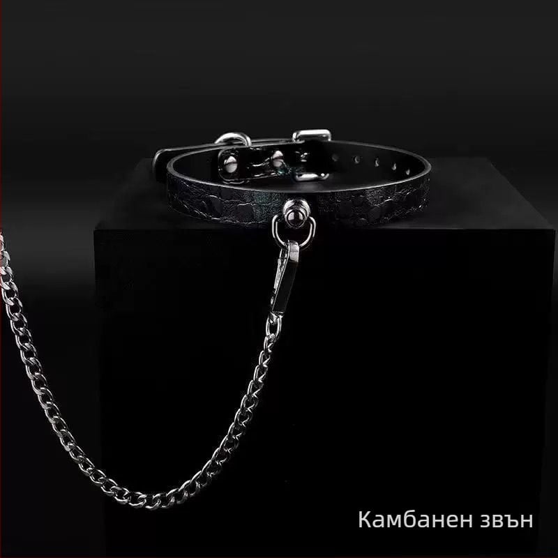 Кожено колие с Т-образна халка, геометричен дизайн, висулка от сплав, водно-вълнова верижка