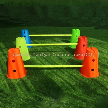 Футболни тренировъчни помагала – PE материал, Crown марка, препятствия конуси и кофа за сигнали