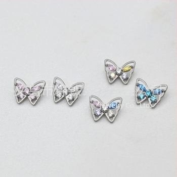 Обеци от имплантен клас титиева сплав, пеперуден дизайн с маркиз разрез диамантени камъни