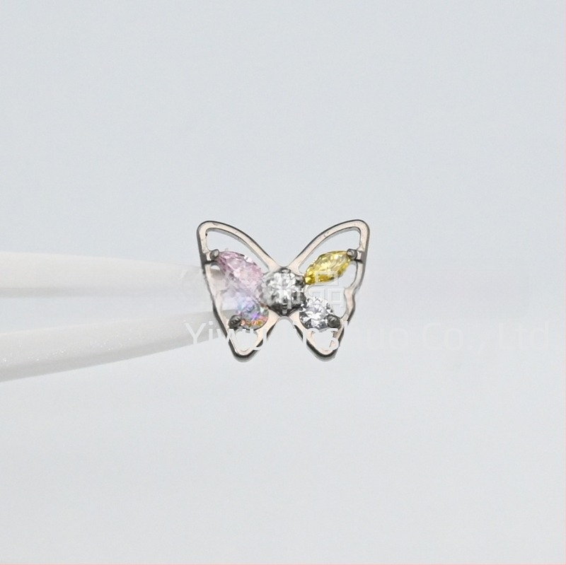 Обеци от имплантен клас титиева сплав, пеперуден дизайн с маркиз разрез диамантени камъни