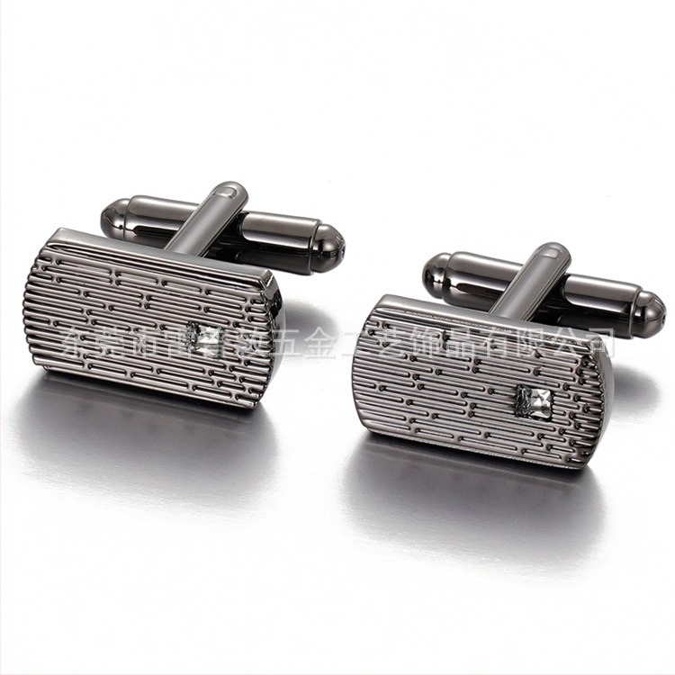 Комплект копчета за маншети и клипс за вратовръзка от мед, геометричен дизайн, инкрустирани с кристали