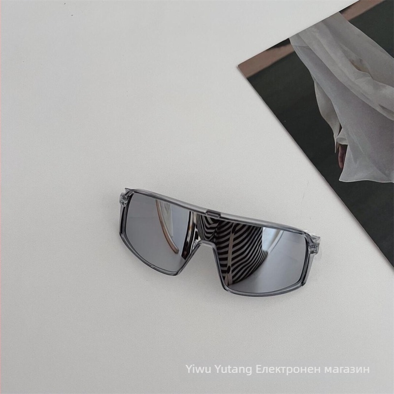 Детски слънчеви очила, спортен стил за каране (UV400 • PC лещи • Пълна рамка • Пластмасова рамка)