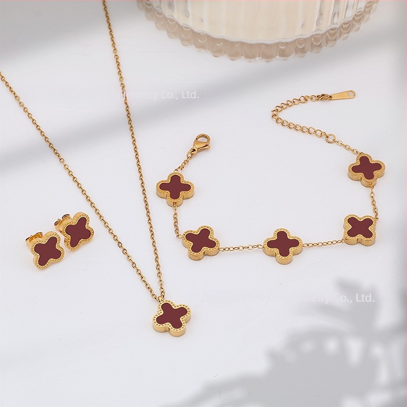 Комплект бижута: четирилистна детелина, колие, гривна и обици, от титиева стомана, О-образна верига, електроплатиране