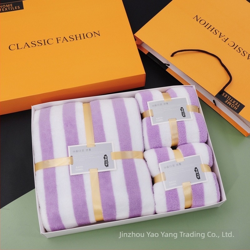 Комплект кърпи в подаръчна кутия (3 части) — коралов флис за баня, кърпи с лого, персонализируеми, над 500 г