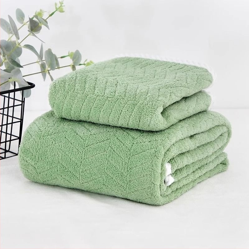 Комплект от три кърпи за баня с капак за сушене на коса - корална флис, 350 г, бързосъхнещи, висока попивност, без разпад