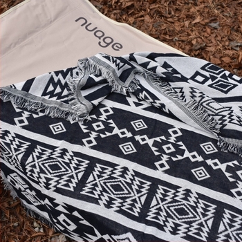 Кемпинг одеяло с геометричен узор (полиестер; 1000–1499 г; Peel Forest; пролет и есен)