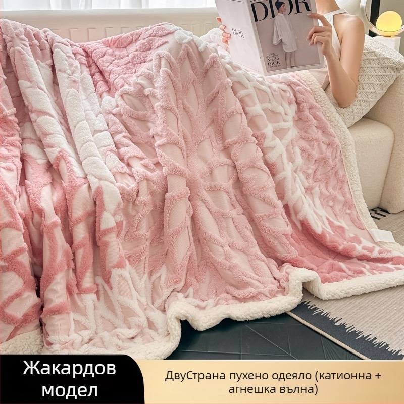 Полиестерно одеяло, леко под 300 г, флорален мотив, модерен минималистичен стил, флис от едната страна