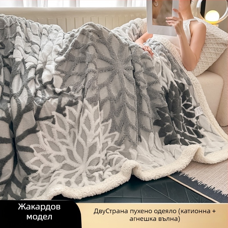 Полиестерно одеяло, леко под 300 г, флорален мотив, модерен минималистичен стил, флис от едната страна