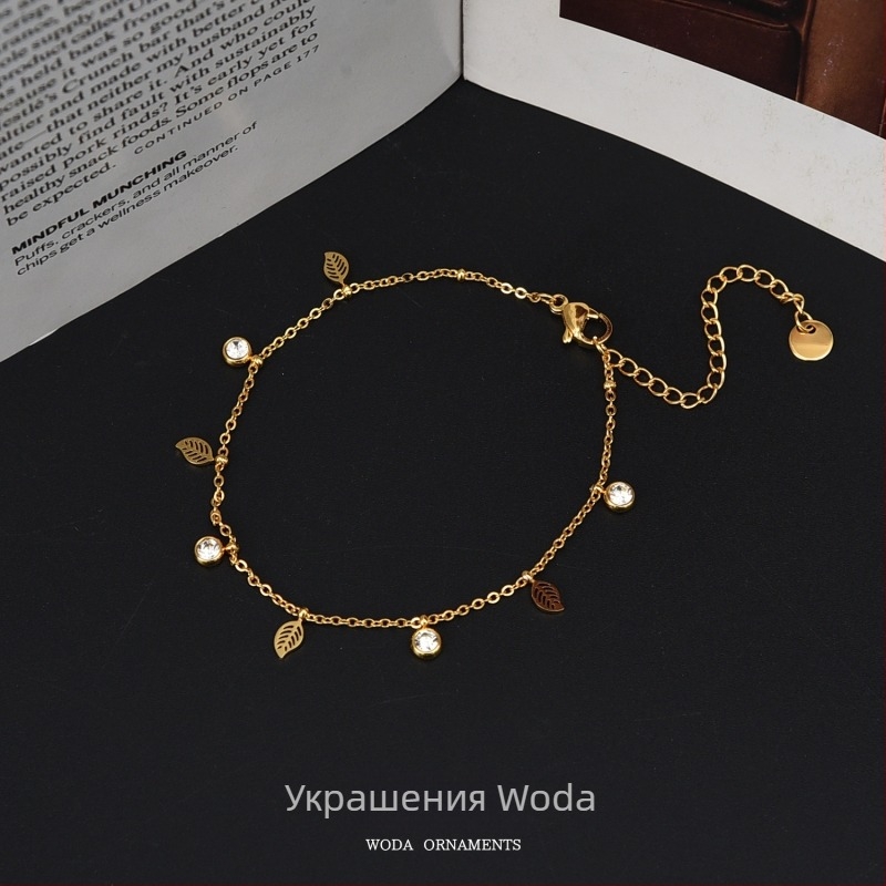 Глезенна гривна със звезди, луна и длан – титаниова стомана, неръждаема и не избледняваща повърхност, дамски аксесоар за крак с диамантени акценти, възможна персонализация