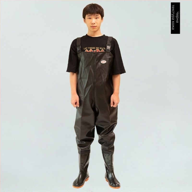 Водоустойчив рибарски гащеризон с интегрирани ботуши