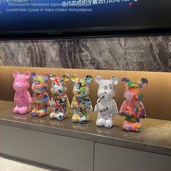 Декоративно мече за детска стая - пластмасова фигурка, стил лукс, инжекционно формована (Материал: пластмаса; Технология: инжекционно формоване; Стил: лукс; Подходящ за подарък: рождени дни, нов дом, пътуване)