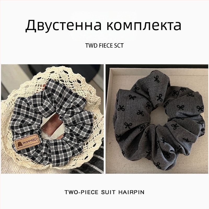 Ластик за коса с флорална велурена материя за кок или плитка – деца, винтидж стил, пролет 2025