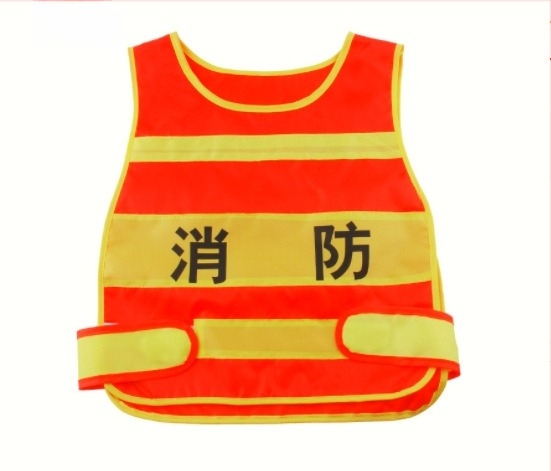 Водна пушка играчка NHQ — пластмасова, пръскане на вода, водни играчки, модел NHQ, възраст 15–35 години