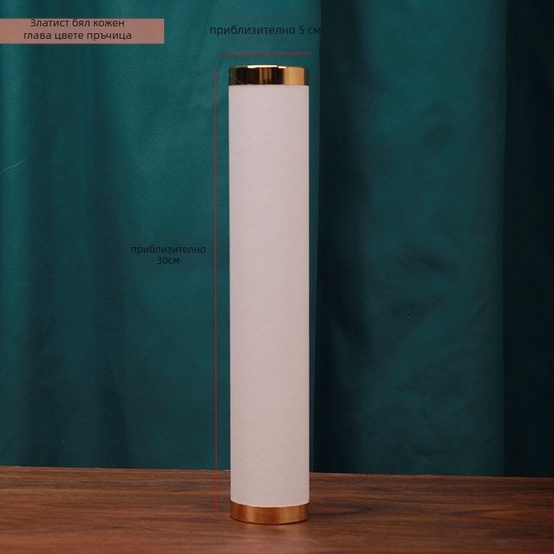 Дисплей за гривни с цилиндричен дизайн и три нива за бижута