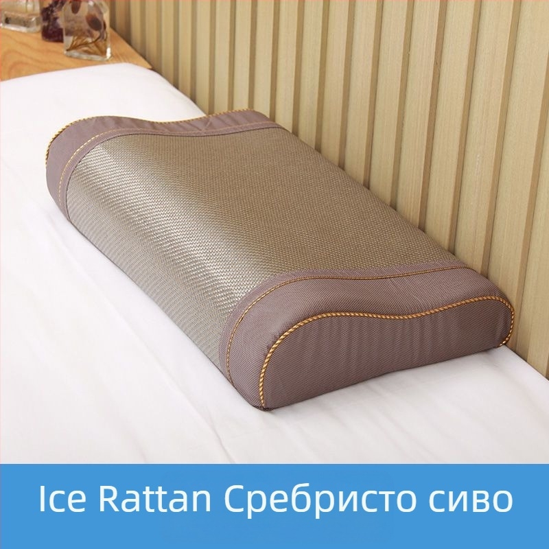 Памучен калъф за възглавница, плат с проста тъкан (plain weave), реактивно боядисан, модерен минималистичен стил.