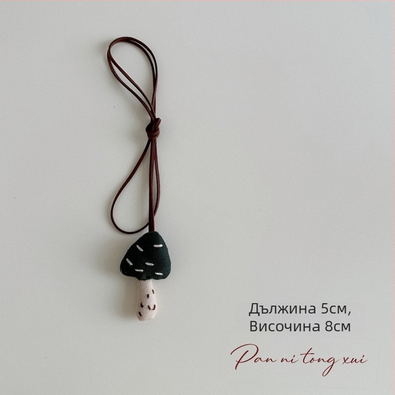 Ръчно изработено текстилно детско колие за шията с карикатурни животни — голяма гуска и малко мече, аксесоар за чанта