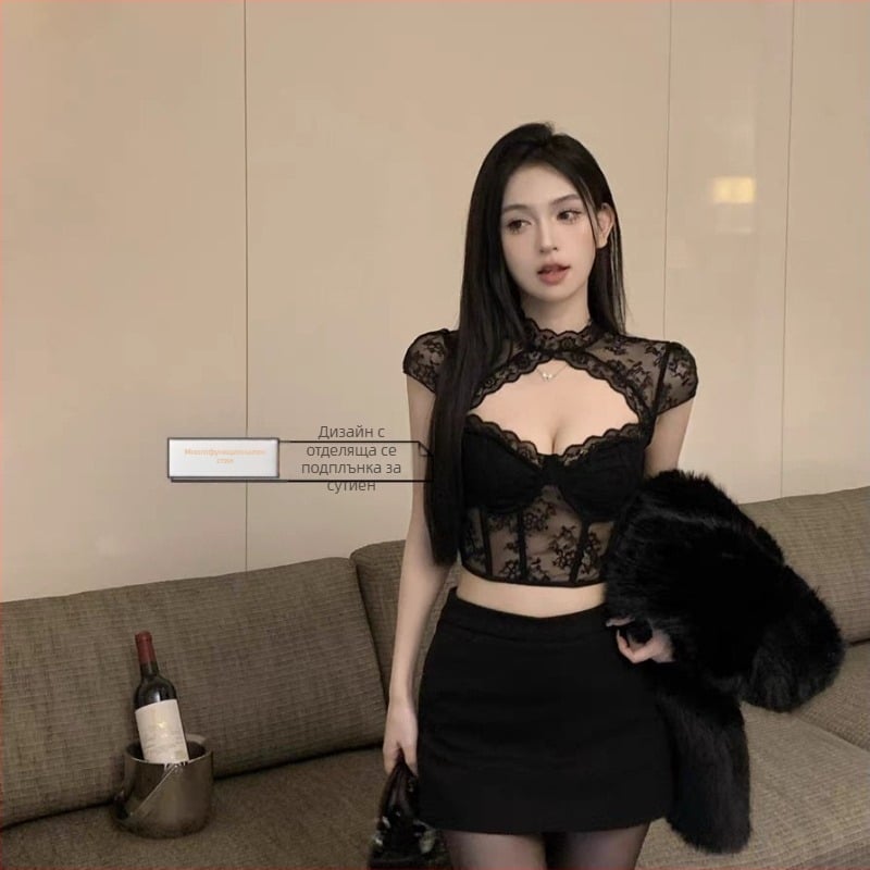 Дантелено потниче с V-образно деколте, дантела с прозрачни детайли, сваляема подплата за бюст, костен пояс за оформяне на талията, тънка полиестерна материя, произход Фошан