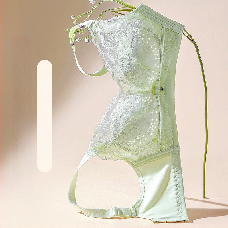 Дантелена безжична бюстгальтер с термо-чувствителни перфорирани чаши, push-up, 3/4 чашка, странична поддръжка