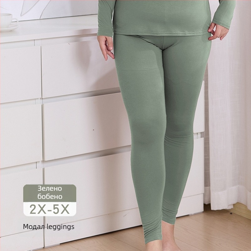 Дамски есенен термо комплект: модал (вискоза) основен плат 95%, подплата 90% модал, тънък, стегнат силует, базово термо бельо