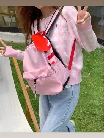 Раница в градски стил от платно, триизмерен външен дизайн, цип, джоб за мобилен телефон, полиестерна подплата (Платно; цип; джоб за телефон; полиестерна подплата; градски стил)