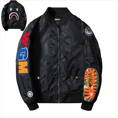 Бомбер яке с бродерия, стил Европейско-американски, дебело подплатено, закопчаване с цип, стойка яка