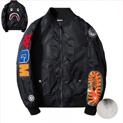 Бомбер яке с бродерия, стил Европейско-американски, дебело подплатено, закопчаване с цип, стойка яка