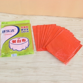 Еднократна PE пластмасова покривка за маса, квадратна, едноцветна, без лого