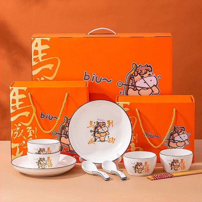 Сет керамични купички с конска тематика и карикатурен стил; капацитет 200 ml; 40 комплекта в пакет; свеж и сладък дизайн; идеален подарък за откривания и сувенири.