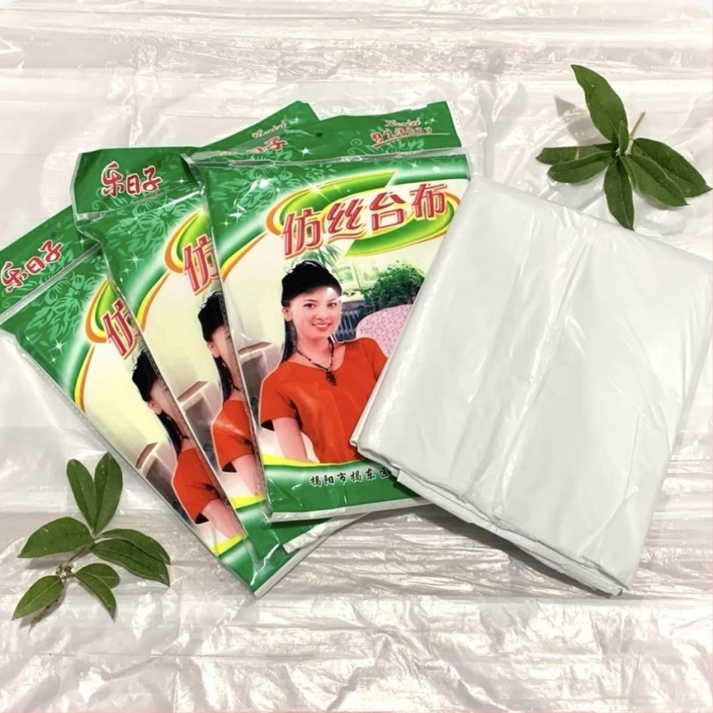 Kangwei еднократна пластмасова покривка за маса, квадратна, удебелена, водоустойчива и маслоустойчива, дебелина 4