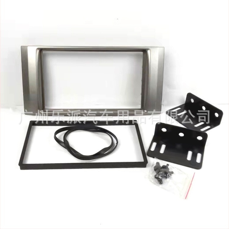 Панел за предната част на 2DIN навигационна аудиосистема Isuzu D-Max 2009, пластмаса, 12V, тегло 400 g, Peak