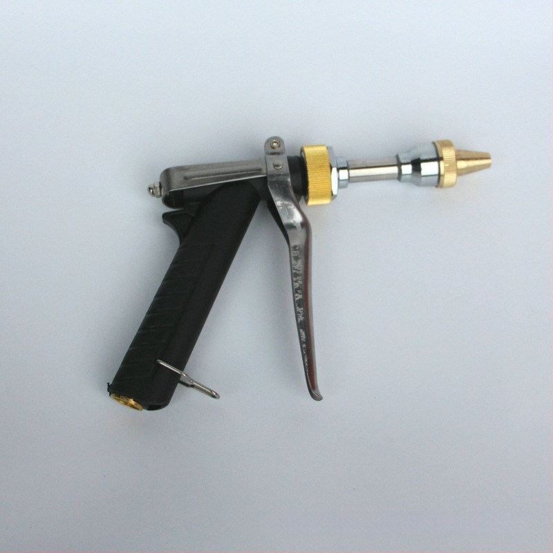 Пистолет за високо налягане за миене на автомобил, регулируем, пистолетен тип, модел LQT-001, глава от мед, корпус от неръждаема стомана, пластмасова дръжка, налягане 0.15–0.45 MPa