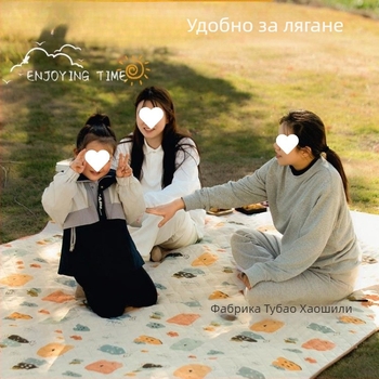 Пикник постелка с фланелена повърхност, водоустойчива за къмпинг, преносима и подсилена за групова употреба