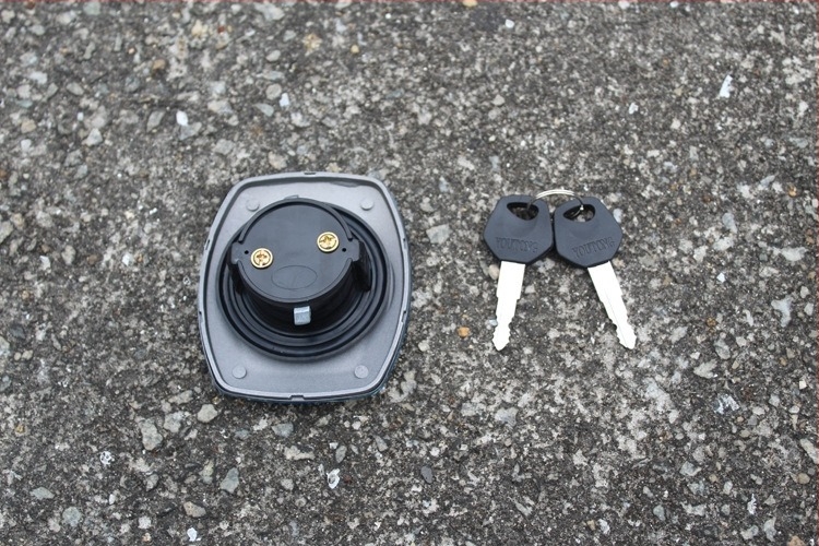 Капак на резервоара за мотоциклет, желязо, марка Lei