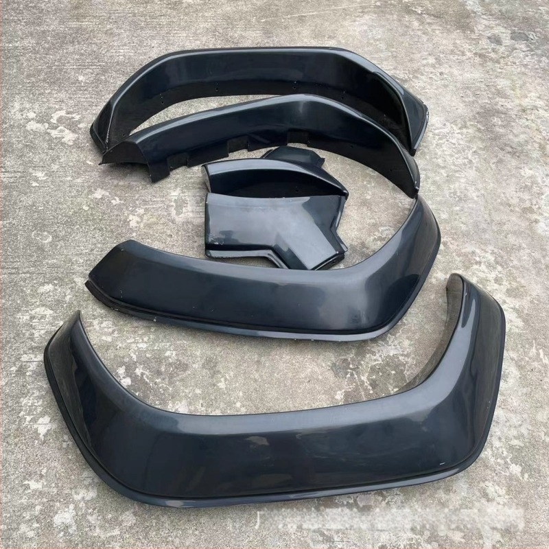 ABS обшивка на калниците за Toyota Hilux Rocco, модел 02, от duke4wd