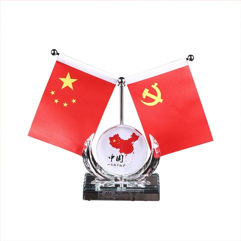 Автомобилна украса с национален флаг, метал и кристал, опростен стил, без персонализация, за украса