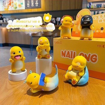 Milk Dragon кукла за бюро – PVC карикатурна фигура, OEM марка, декоративна украса