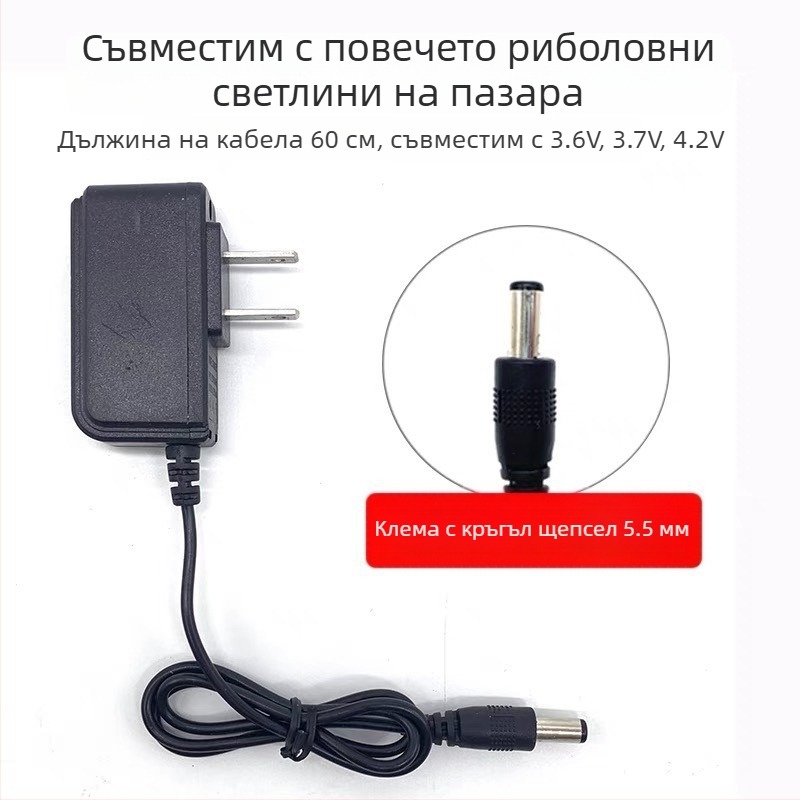 Зарядно за челник с изход 1 към 3, ръчно задвижване, презареждаемо, пластмасов корпус, подходящо за гмуркане, походи и къмпинг