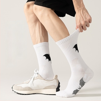 Баскетболни чорапи, дишаща мрежеста горна част, хавлиено дъно, средна дължина, пот-абсорбиращи