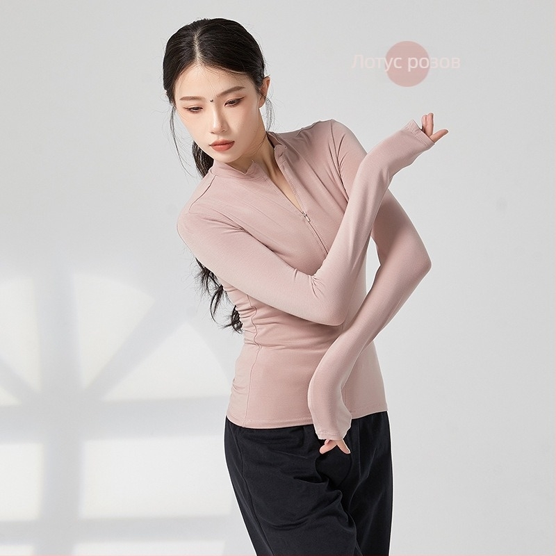 Топ за модерен танц, с дълги ръкави, тесен силует, плат rayon modal, състав вискоза.