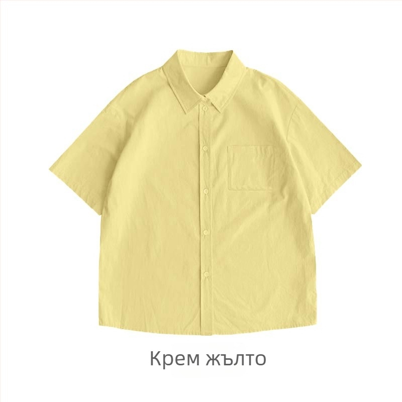 Памучна риза, свободна кройка, къс ръкав, яка с ревър, еднопосочно копчане