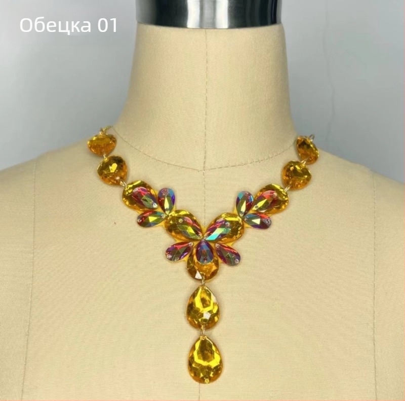 Комплект за танц на корема с ръчно бродиран сутиен и пискюли, три части, унисекс, плат Спандекс, пускане през пролетта 2025