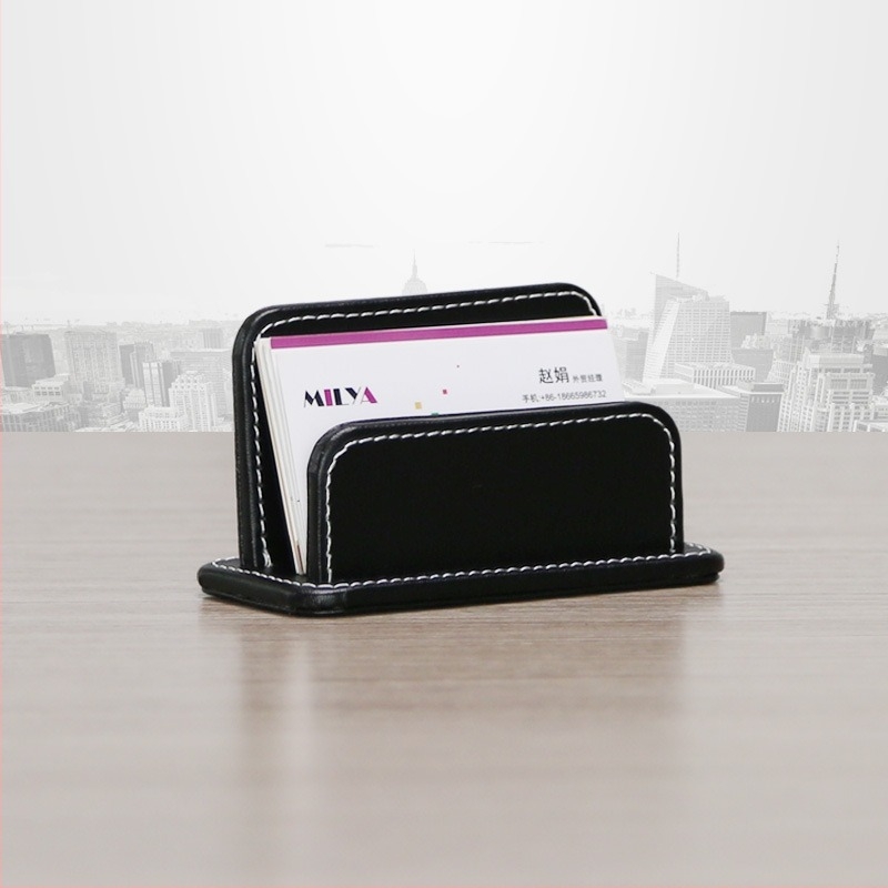 Кожен държач за визитки Pete Treasure — геометричен стил, печатано лого, персонализиране