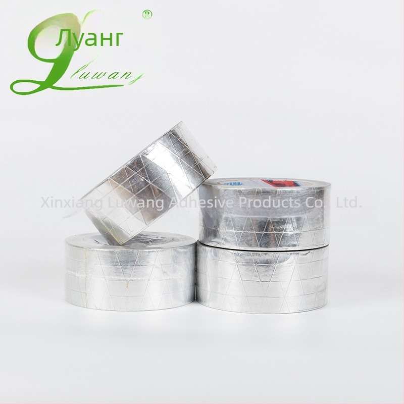 Укрепвана алуминиева фолио лента за електроника, хладилници и уплътнения на тръбопроводи; дебелина 0.15 мм, основа алуминиева фолио; дългосрочна термична устойчивост до 60°C, краткосрочна до 80°C; марка Liangwang