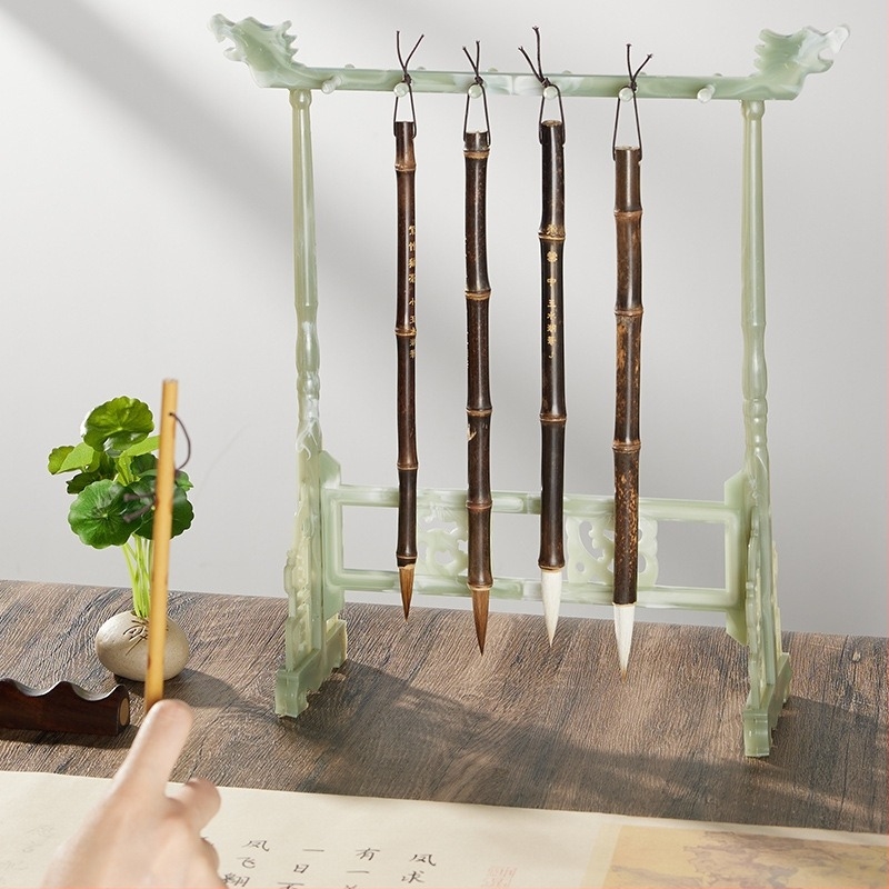 Калиграфски държач за четки – имитационен нефрит