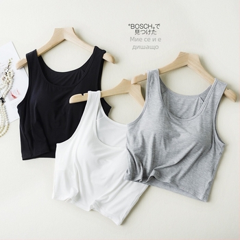 Modal женски къс потник с подплънки за бюст и вграден сутиен, тънък силует, презрамки неподвижни, къса дължина, еластичен плат от вискоза-модал със спандекс